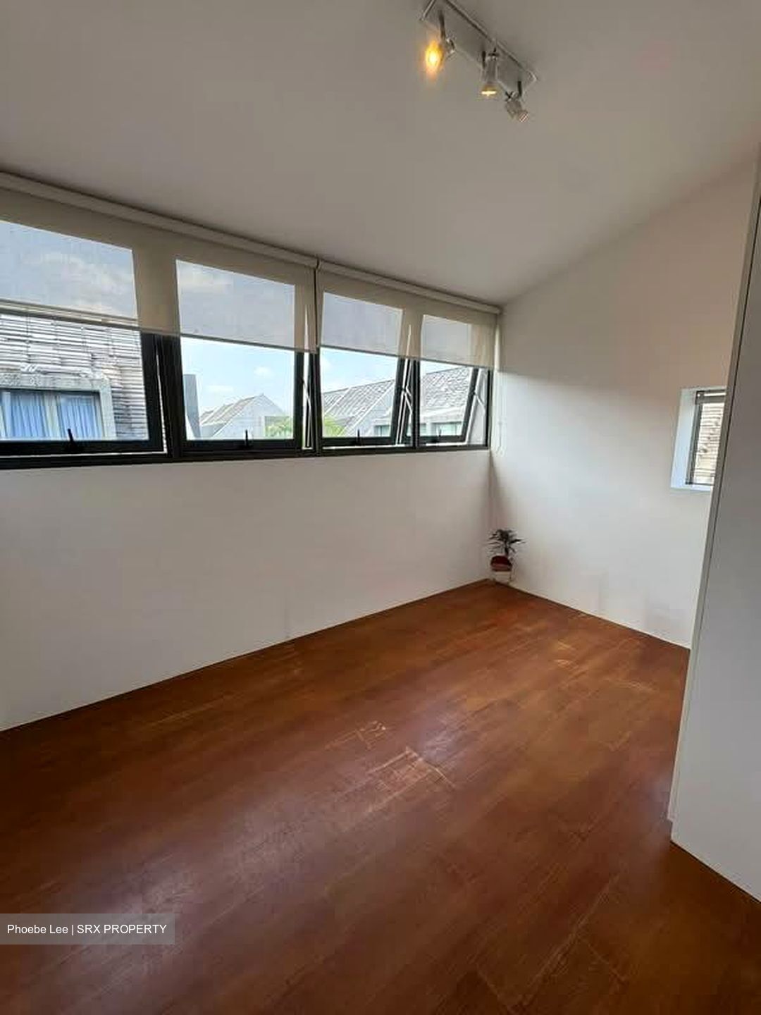 Watten Residences (D11), Terrace #555321881